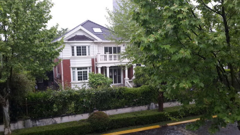 热烈祝贺新上海花园洋房开工大吉